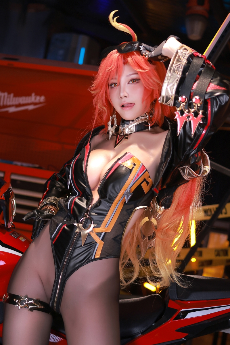 水淼Aqua#2月 原神玛薇卡【62P-92MB】微博图片 水淼Aqua#2月 原神玛薇卡【62P-92MB】微博图片