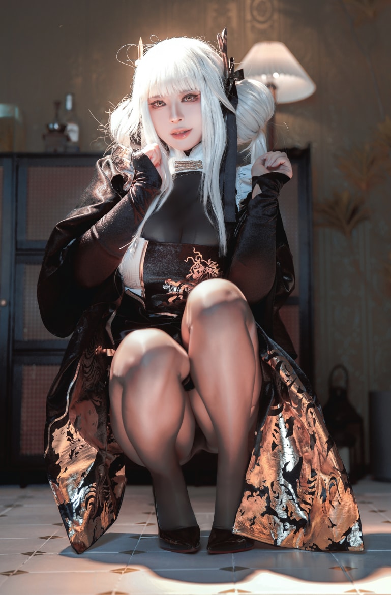 半半子 NIKKE布蘭兒图片集欣赏