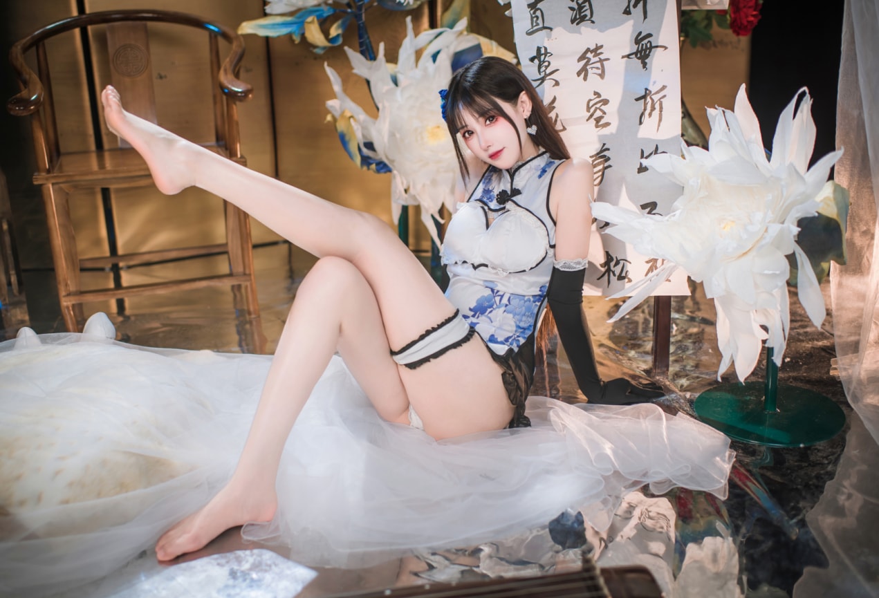 羽生三未 – 艳娘幻梦谭 瓶儿 青花瓷旗袍收藏起来吧