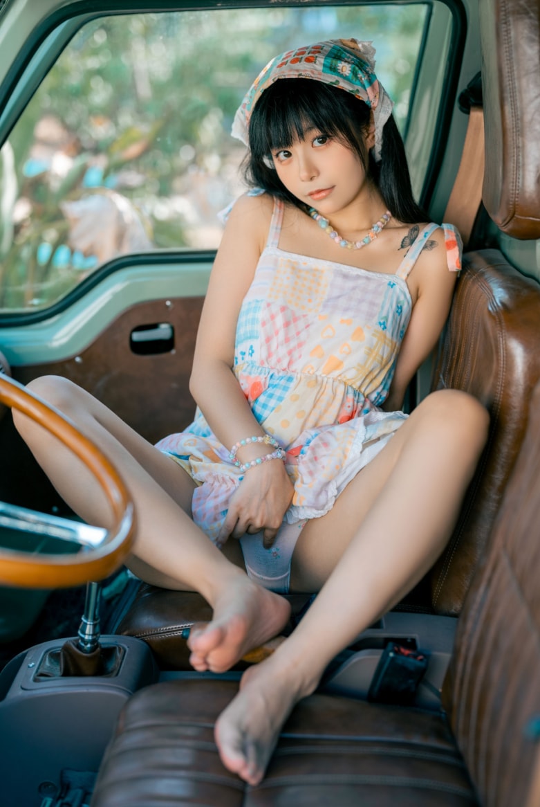 小羊不吃草 – 夏天的记忆cos图片下载