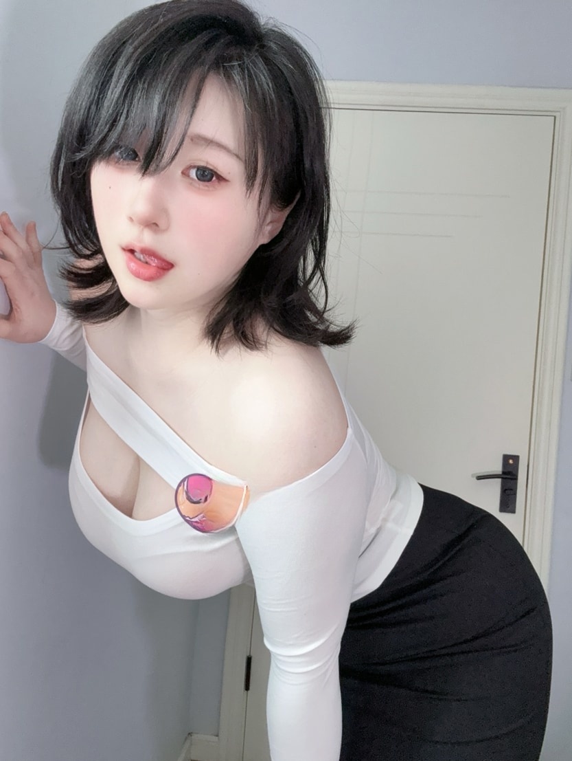 Zyra秋 妈妈的裙子图片作品分享