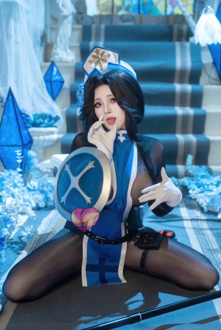 Natsuko夏夏子 – NIKKE胜利女神 梅登·冰玫瑰图片作品资源