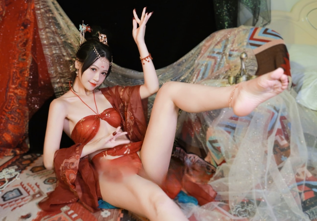 星黛鹿鹿(千反田鹿子) 敦煌舞姬微博图片